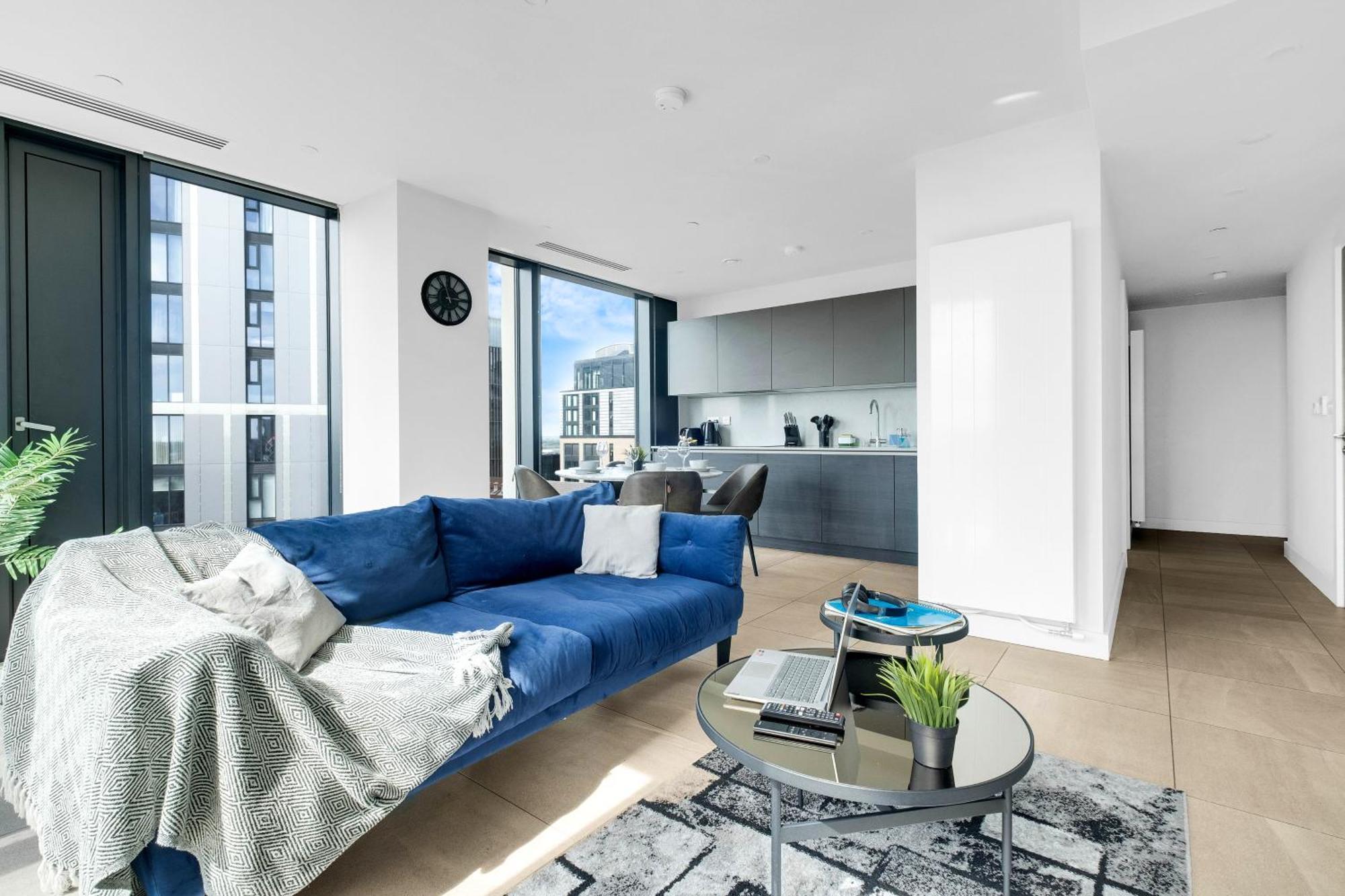 Mercian Luxury Apartments: City Centre Living with Rooftop Terrace Birmingham Exterior photo